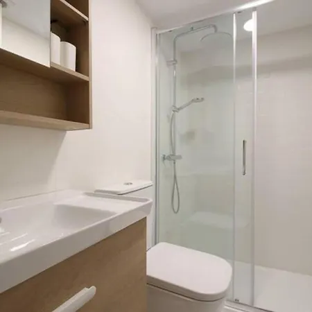 Housekepper Duplex En El Centro De