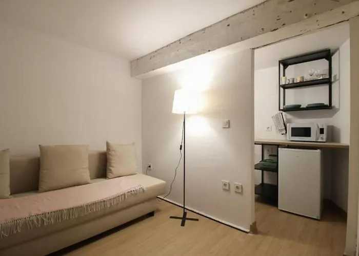 Housekepper Duplex En El Centro De Santander