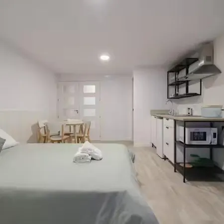 Housekepper Duplex En El Centro De Appartamento *