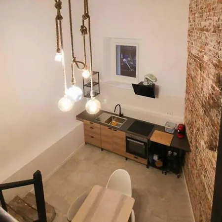 Appartamento Housekepper Duplex En El Centro De *