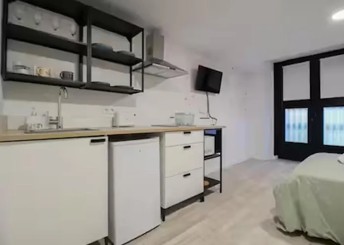 Апартаменты Housekepper Duplex En El Centro De Сантандер