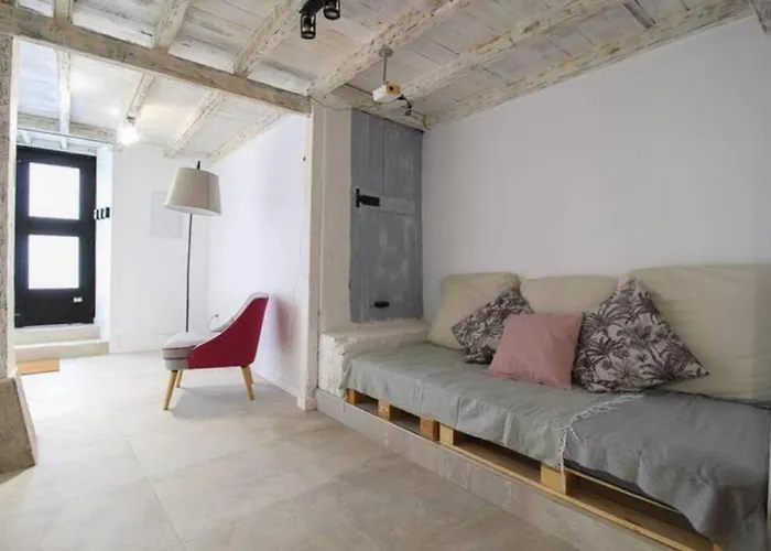 Апартаменты Housekepper Duplex En El Centro De Сантандер