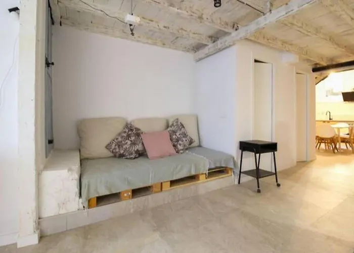 Апартаменты Housekepper Duplex En El Centro De *